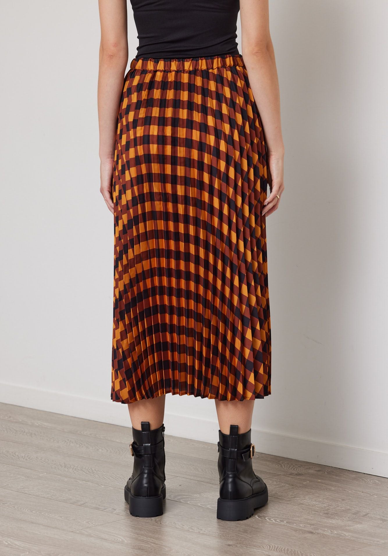 DUO EMBER PLEAT SKIRT - CHECK PRINT - THE VOGUE STORE