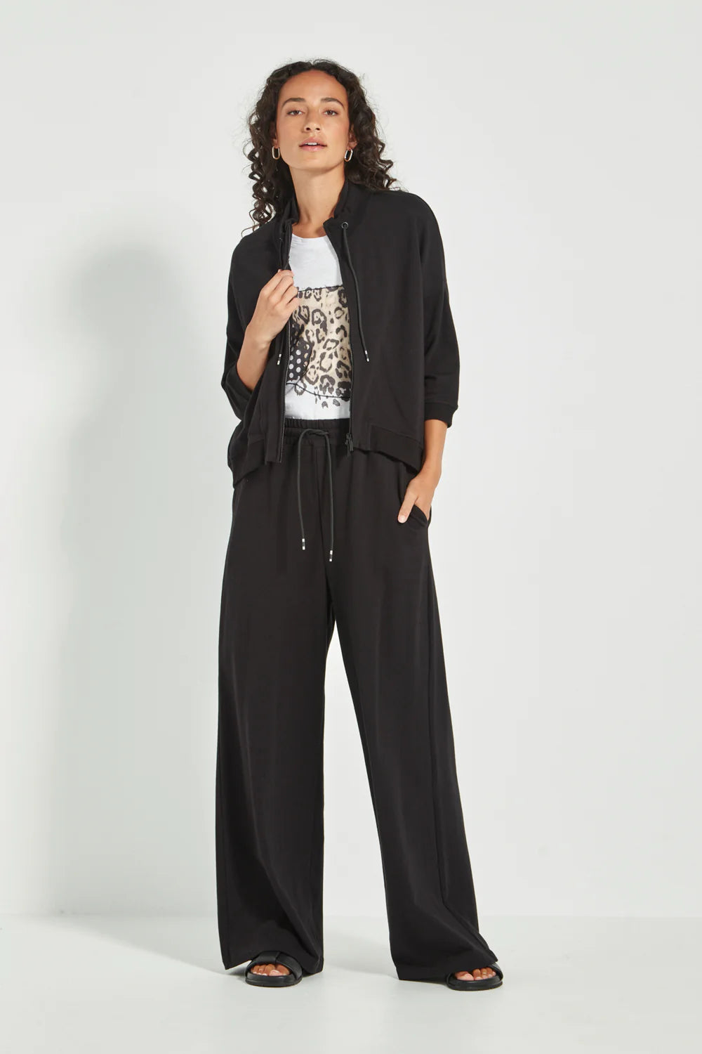 VERGE DOWNTOWN JACKET - BLACK - THE VOGUE STORE