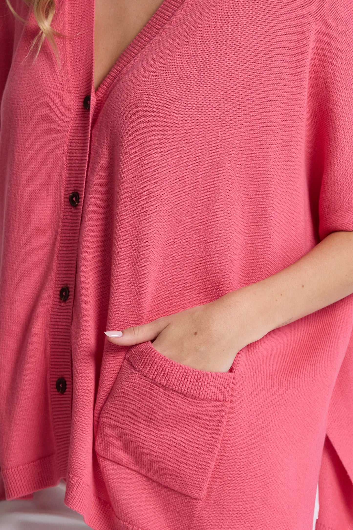 STELLA + GEMMA ELLIOT CARDIGAN - RASPBERRY - THE VOGUE STORE