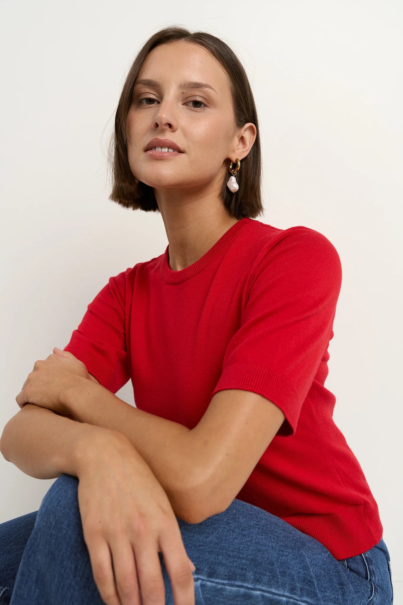 STORIES BE TOLD EDITION RED CREWNECK KNIT TEE - THE VOGUE STORE