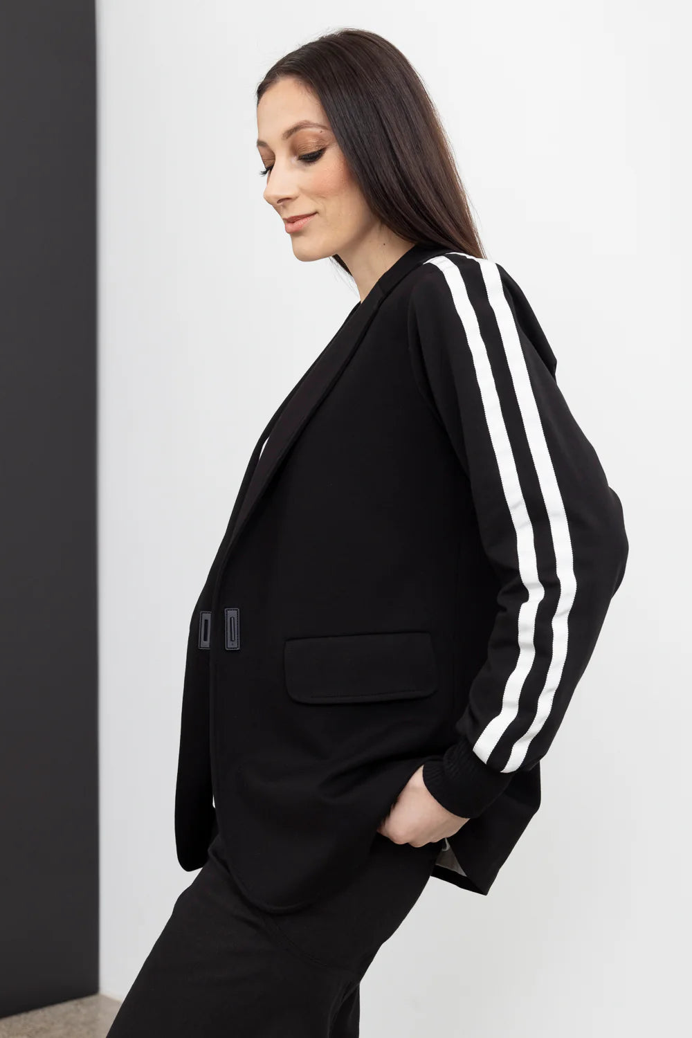 STYLE X LAB REFLECTIVE REVEL JACKET - BLACK - THE VOGUE STORE
