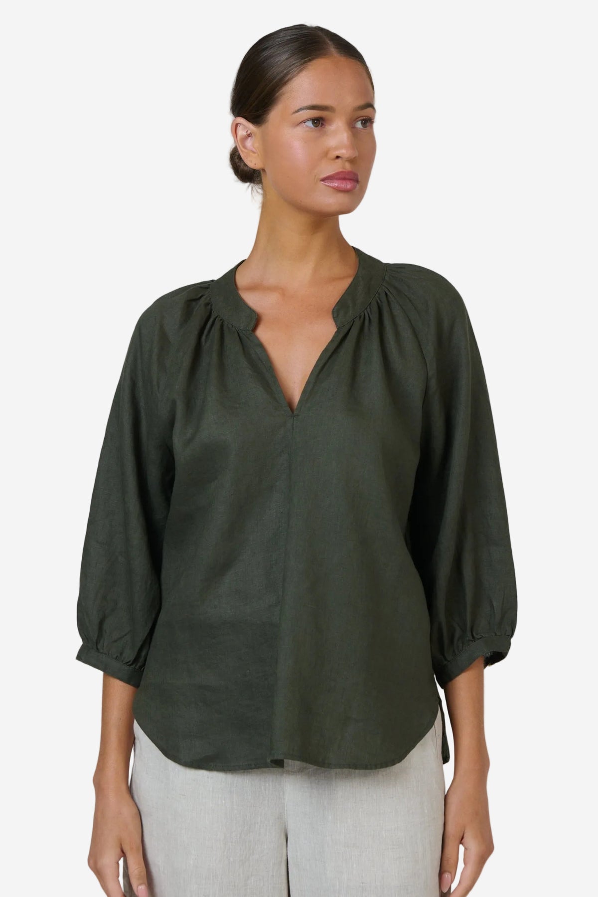 NATURALS BY O&J 3/4 SLEEVE LINEN TOP - TOPIARY - THE VOGUE STORE