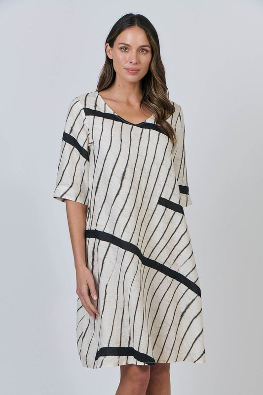 NAUTRALS BY O&J SHORT SLEEVE LINEN DRESS - ISOBARS - THE VOGUE STORE