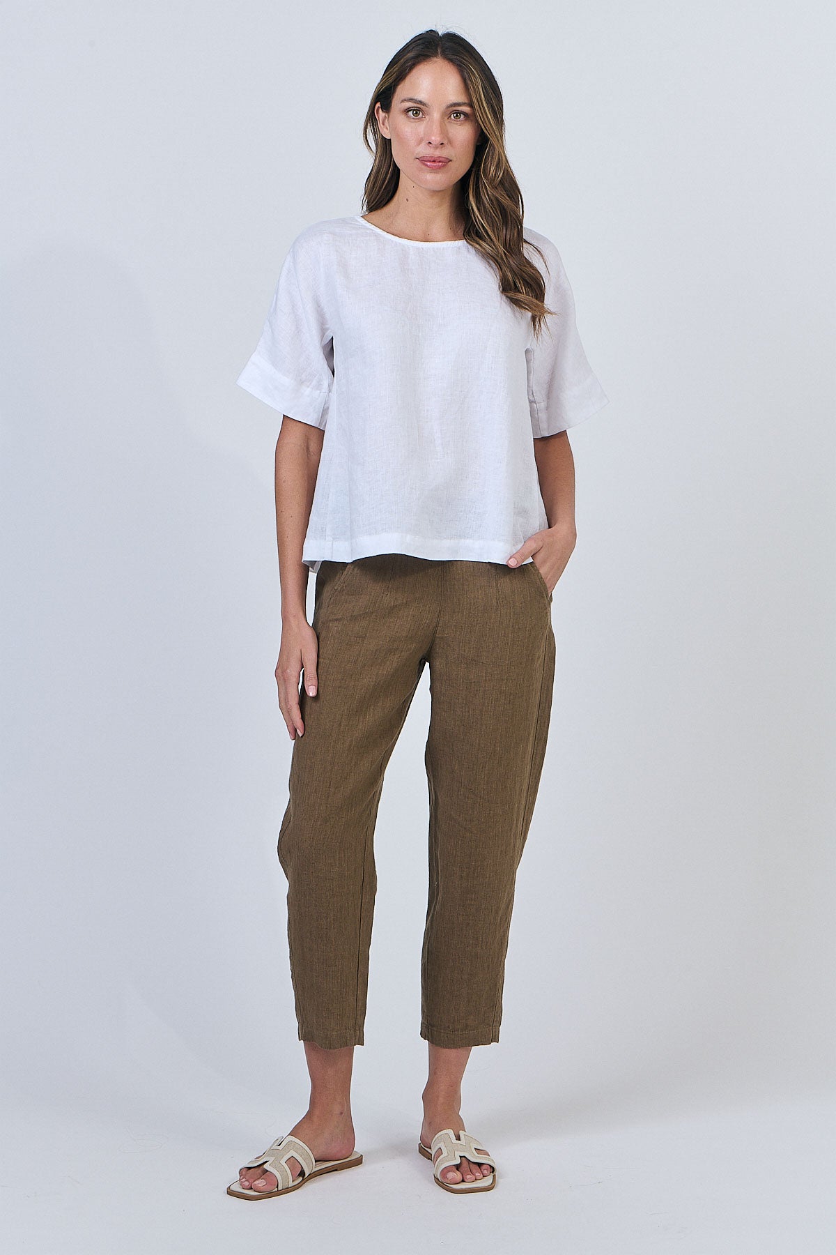 NATURALS BY O&J SHORT SLEEVE LINEN TOP - WHITE - THE VOGUE STORE