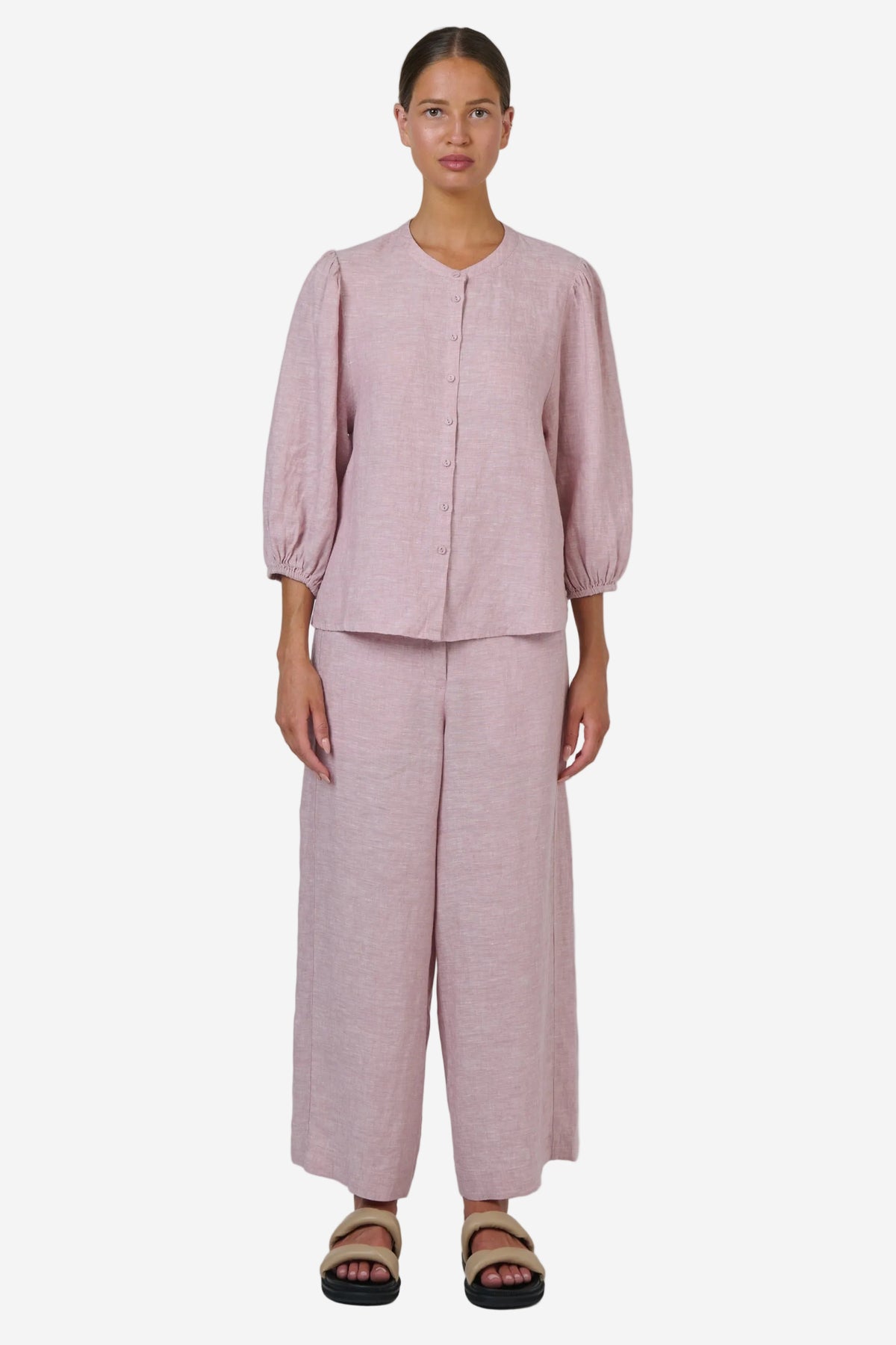 NATURALS BY O&J LONG SLEEVE BUTTON DOWN LINEN TOP - RADISH - THE VOGUE STORE