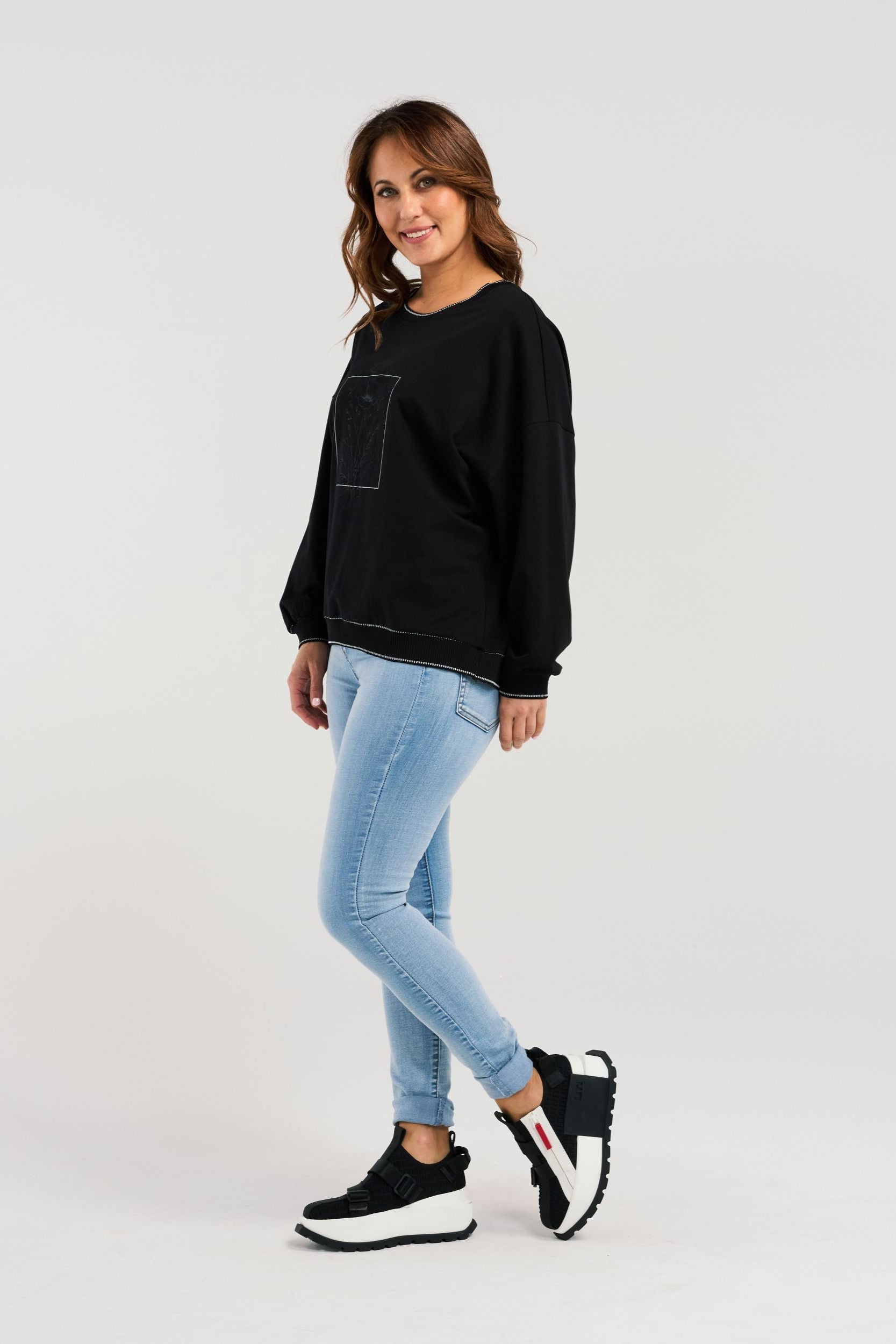 ZAFINA MAISIE SWEAT - BLACK - THE VOGUE STORE