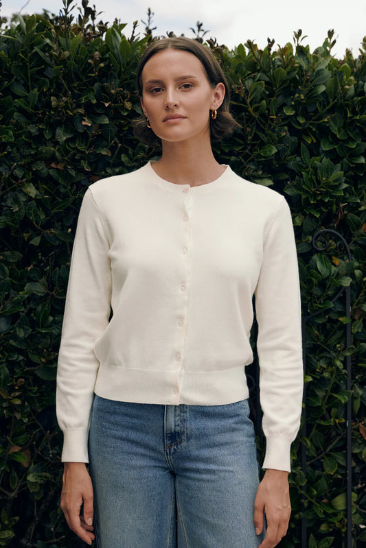 HUFFER CLASSIC BUTTON UP CARDIGAN - CHALK - THE VOGUE STORE