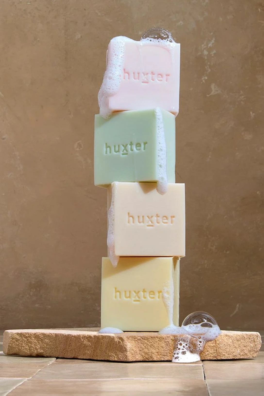 HUXTER BODY CLEANSING BAR - LYCHEE & APPLE BLOSSOM