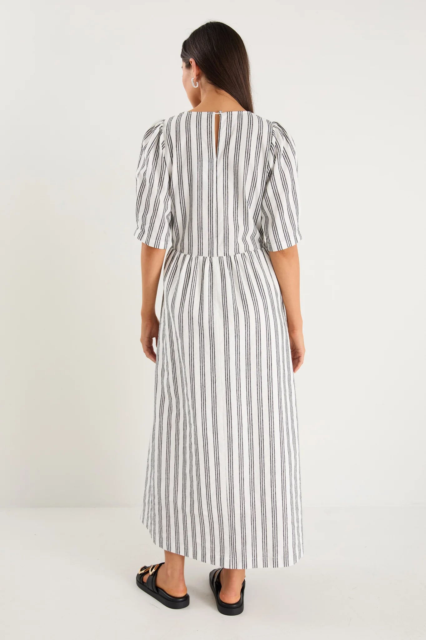 RE:UNION THE LABEL HEMISPHERE IVORY BLACK STRIPE COTTON SHORT SLEEVE RELAXED MIDI DRESS - THE VOGUE STORE