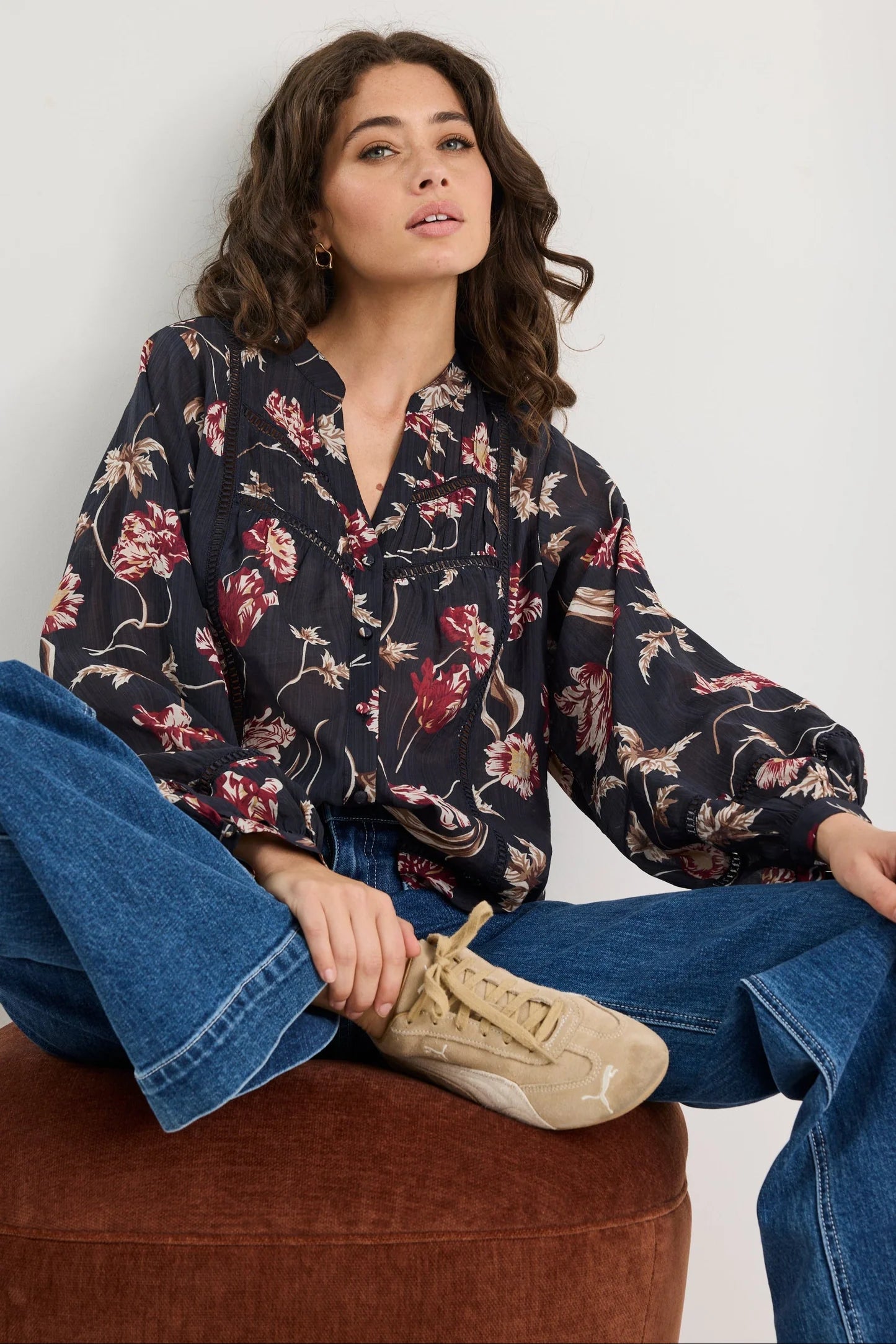IVY + JACK INSTRUMENTAL BLACK WILDFLOWERS LACE INSERT PINTUCK LONG SLEEVE SHIRT - THE VOGUE STORE