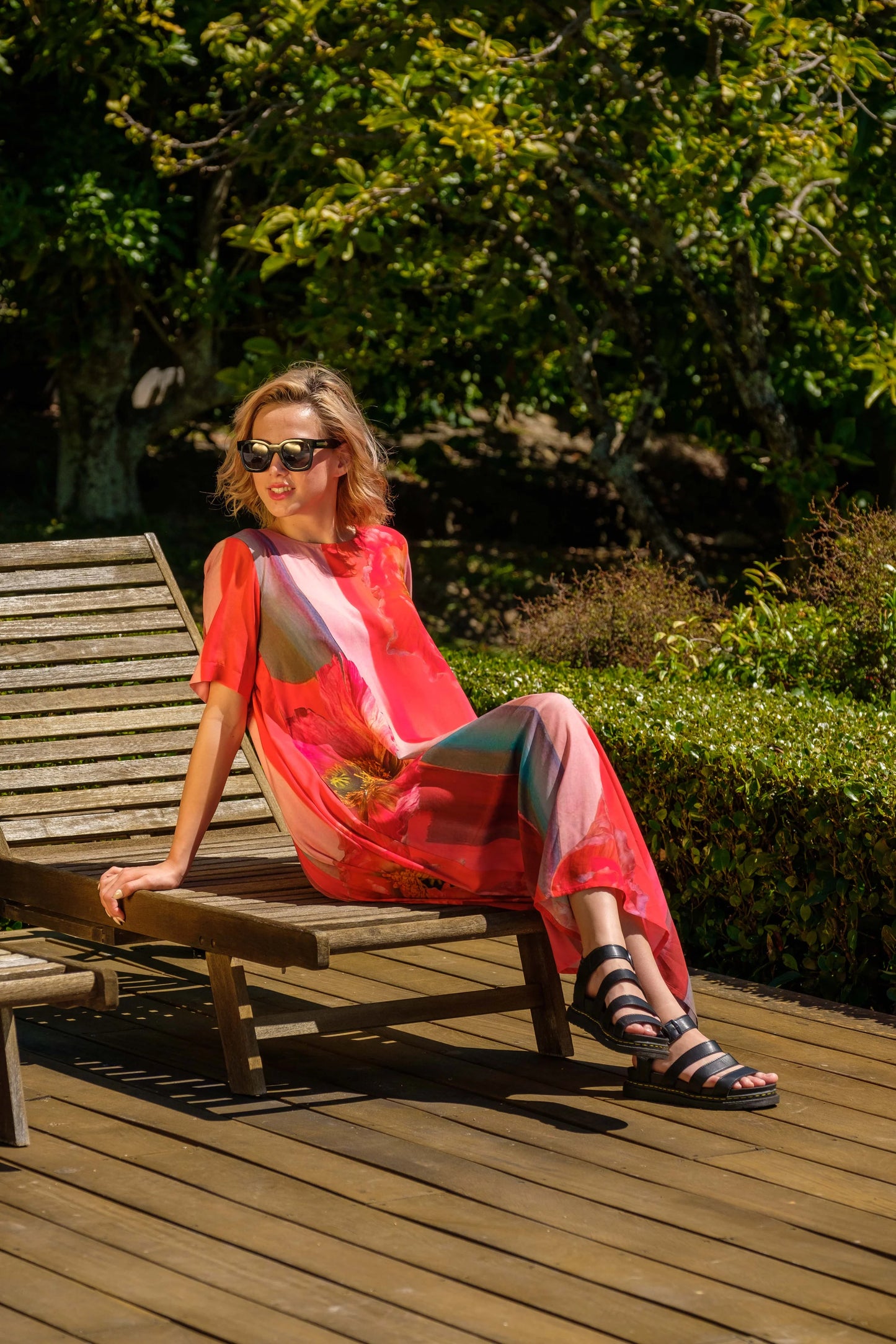 DEEANNE HOBBS MENAKA DRESS - VIBRANT POPPIES - THE VOGUE STORE