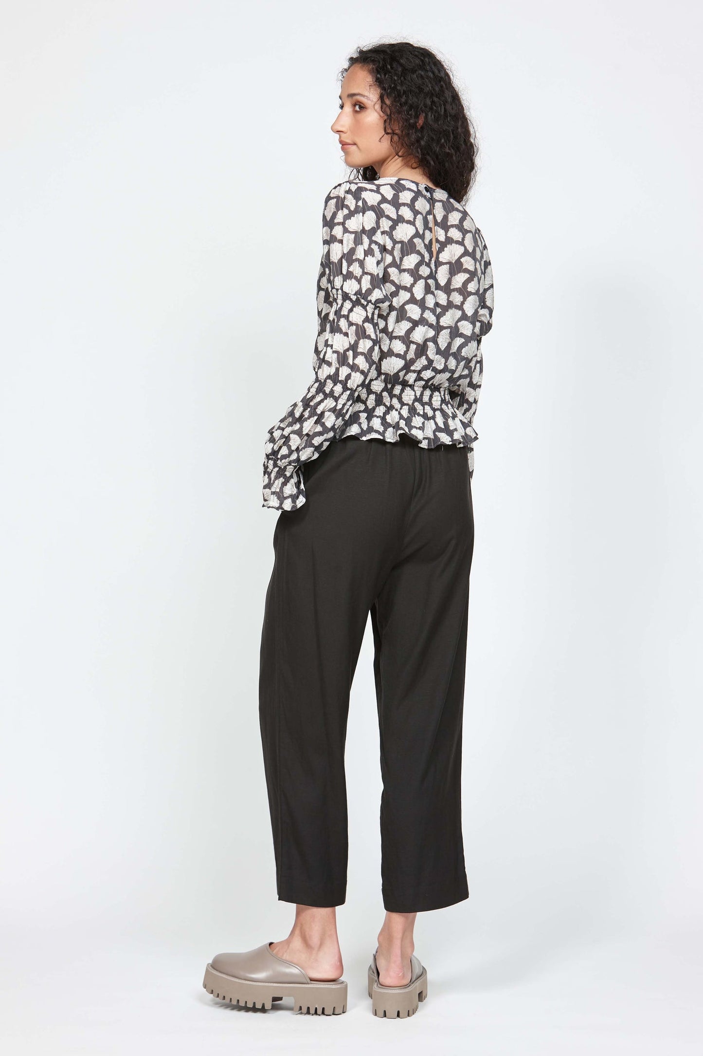 LEO + BE FILTER PANT - THE VOGUE STORE