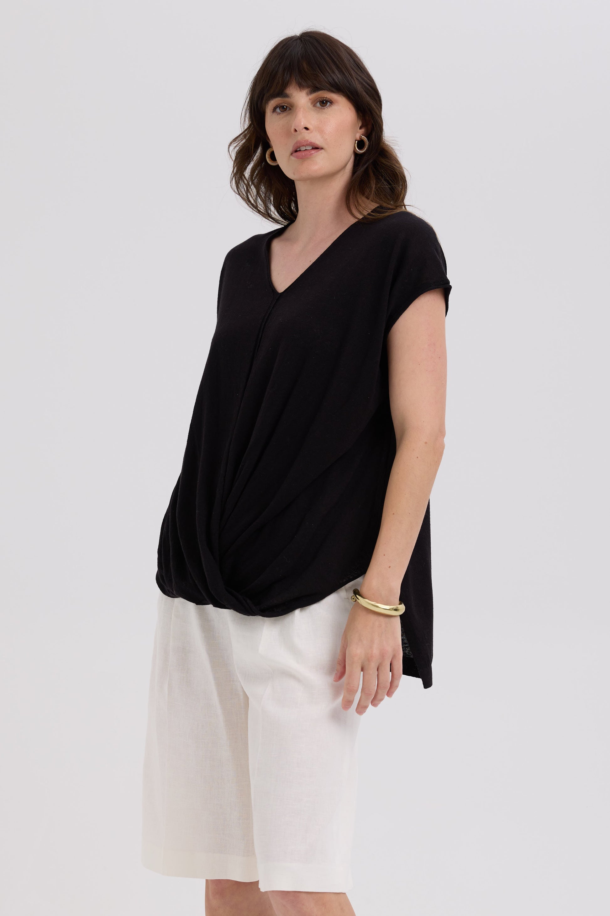LD & CO LINEN DRAPE TOP - BLACK - THE VOGUE STORE