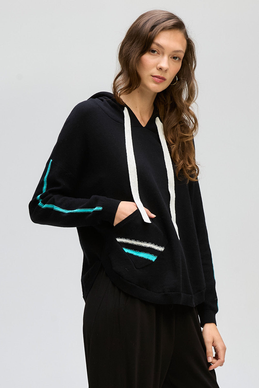 LD & CO HOODED JUMPER - BLACK - THE VOGUE STORE