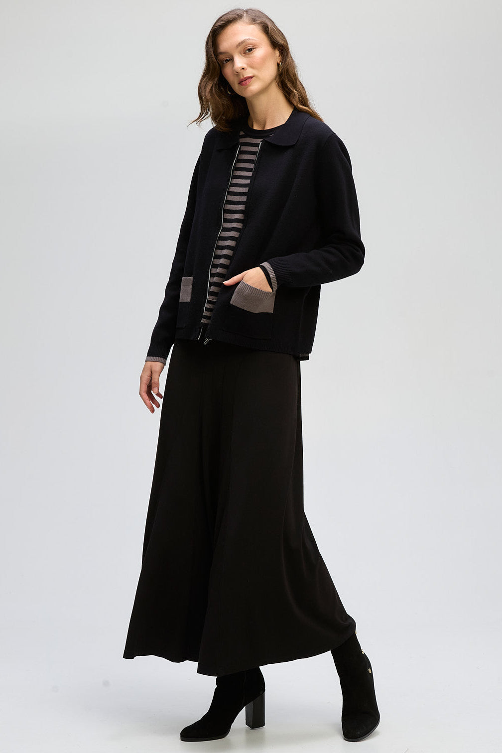 LD & CO ZIP THROUGH JACKET - BLACK - THE VOGUE STORE