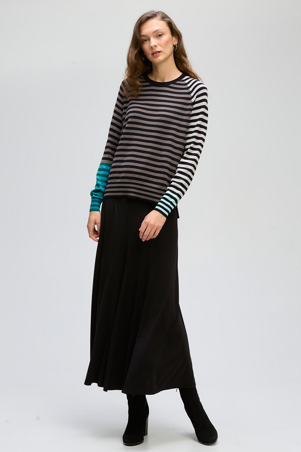 LD & CO RETRO BANDS CREW - BLACK - THE VOGUE STORE