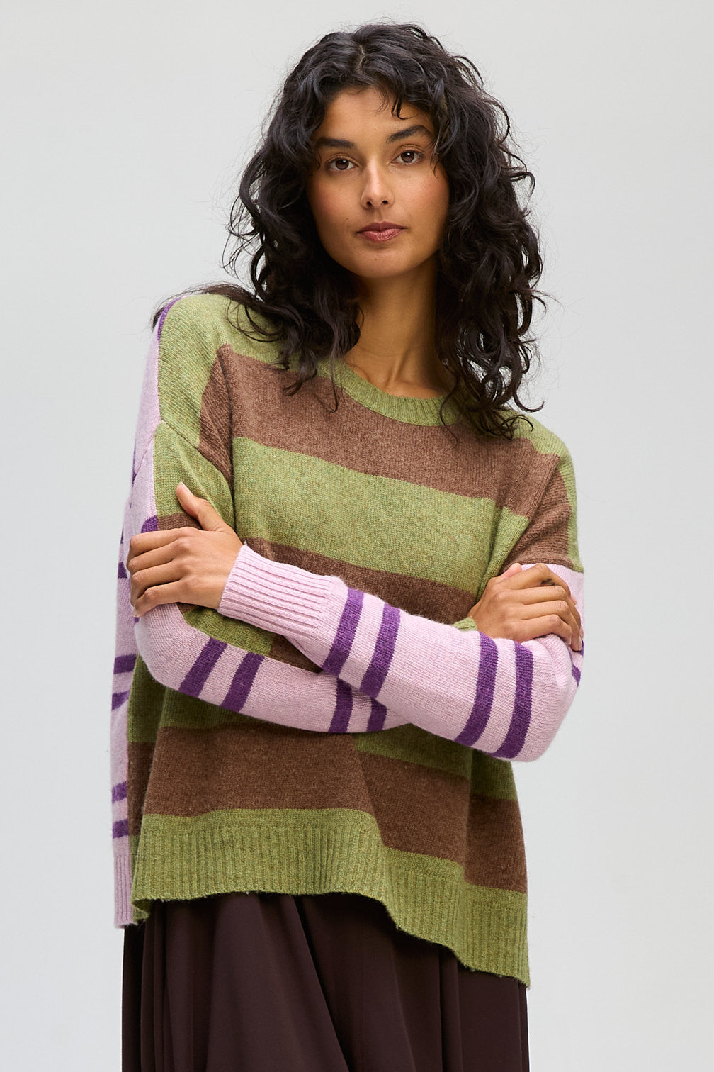 LD & CO GROOVE STRIPE CREW - OLIVE - THE VOGUE STORE