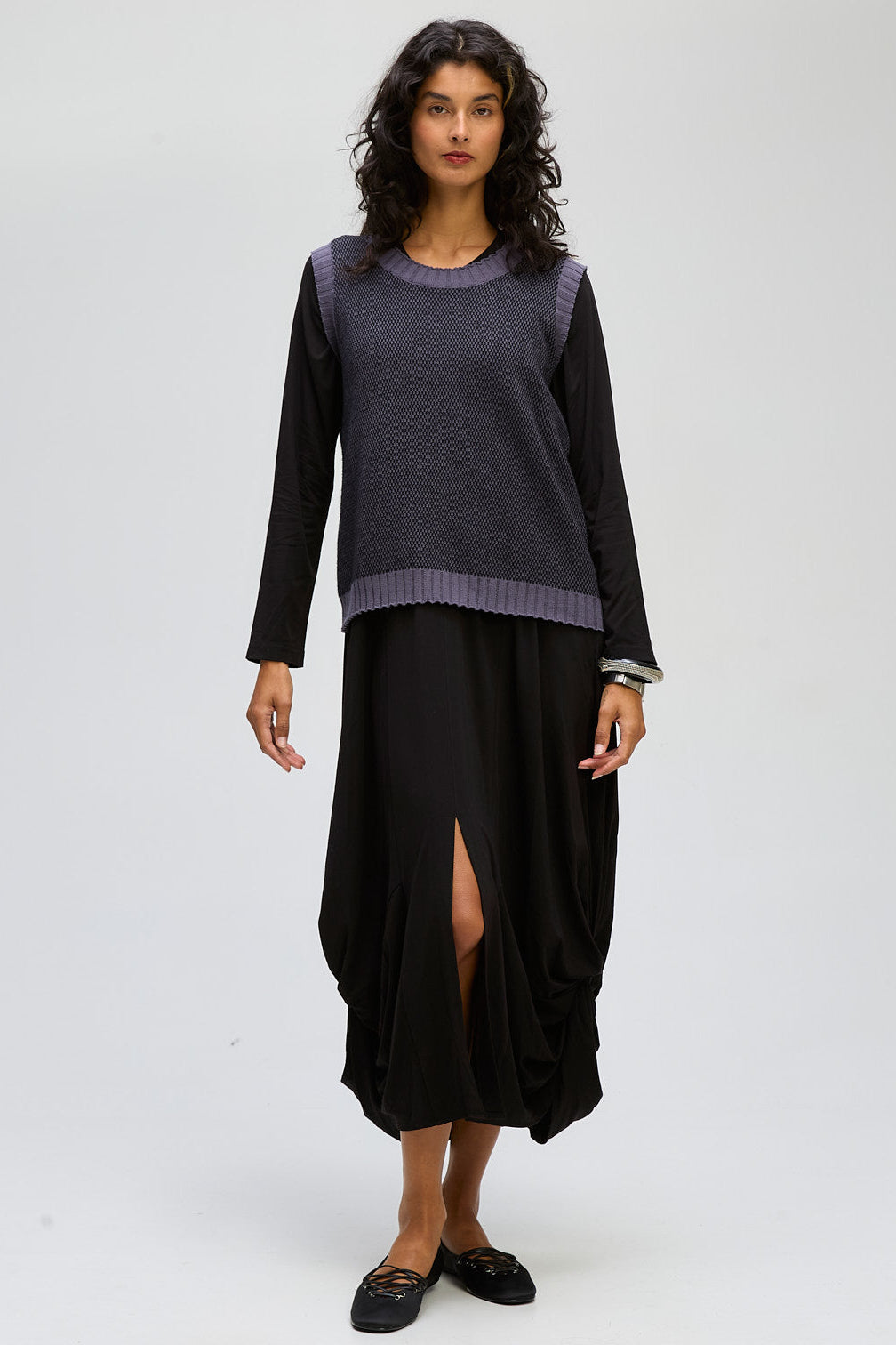 LD & CO PATTERN VEST - BLACK - THE VOGUE STORE