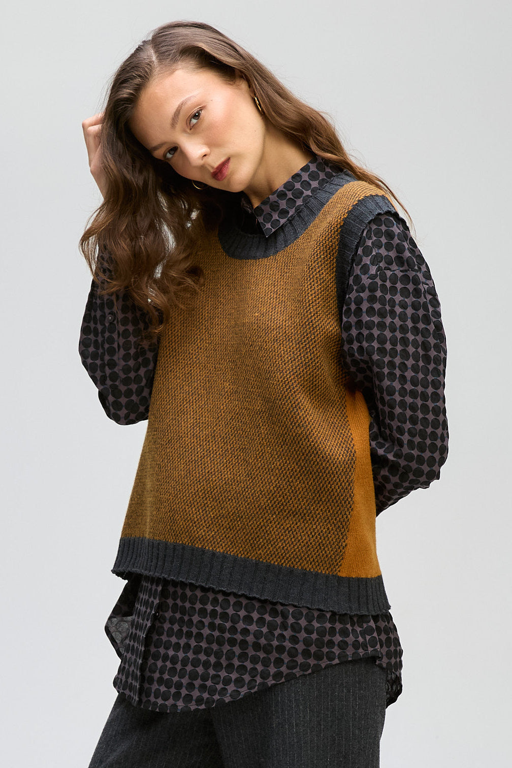 LD & CO PATTERN VEST - TOFFEE - THE VOGUE STORE