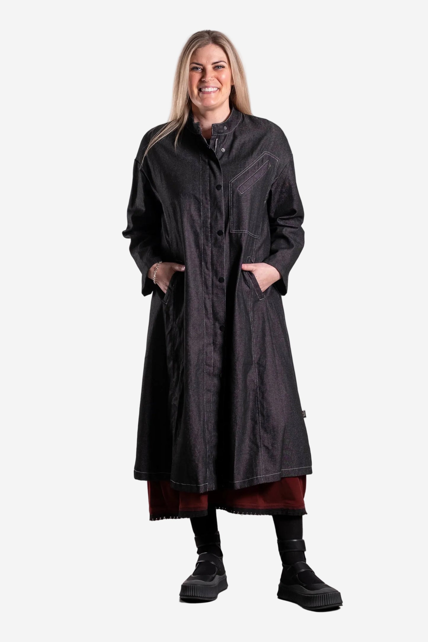 DEEANNE HOBBS WORKSHOP COAT - NOIR DENIM - THE VOGUE STORE
