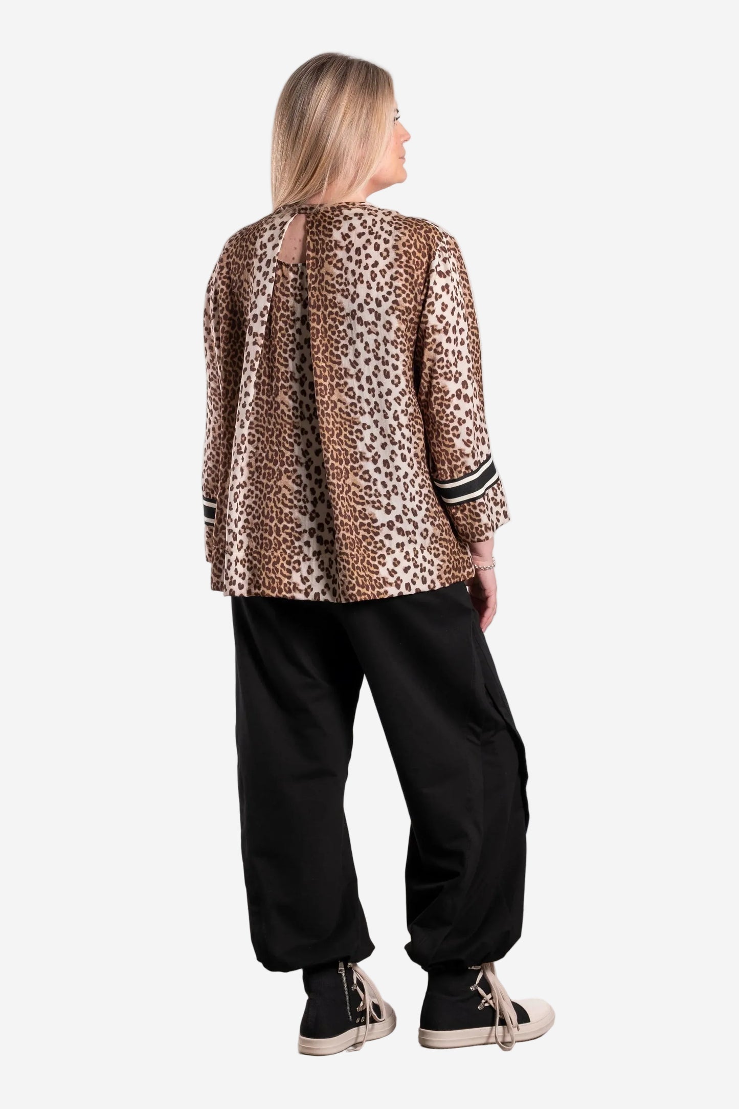 DEEANNE HOBBS ZEFER TOP - LEOPARD LUX - THE VOGUE STORE