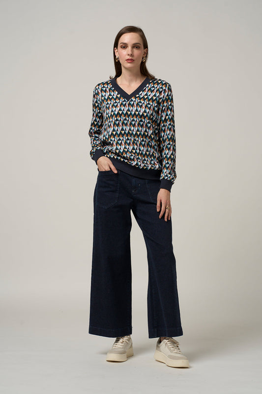 MADLY SWEETLY FACET V NECK TOP - MULTI - THE VOGUE STORE