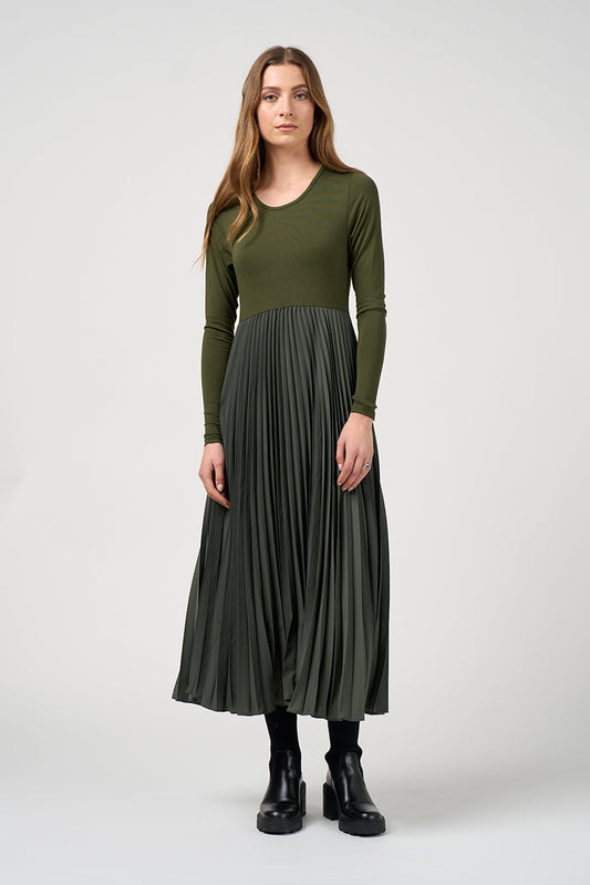 MADLY SWEETLY NOVA DRESS - PINE - THE VOGUE STORE