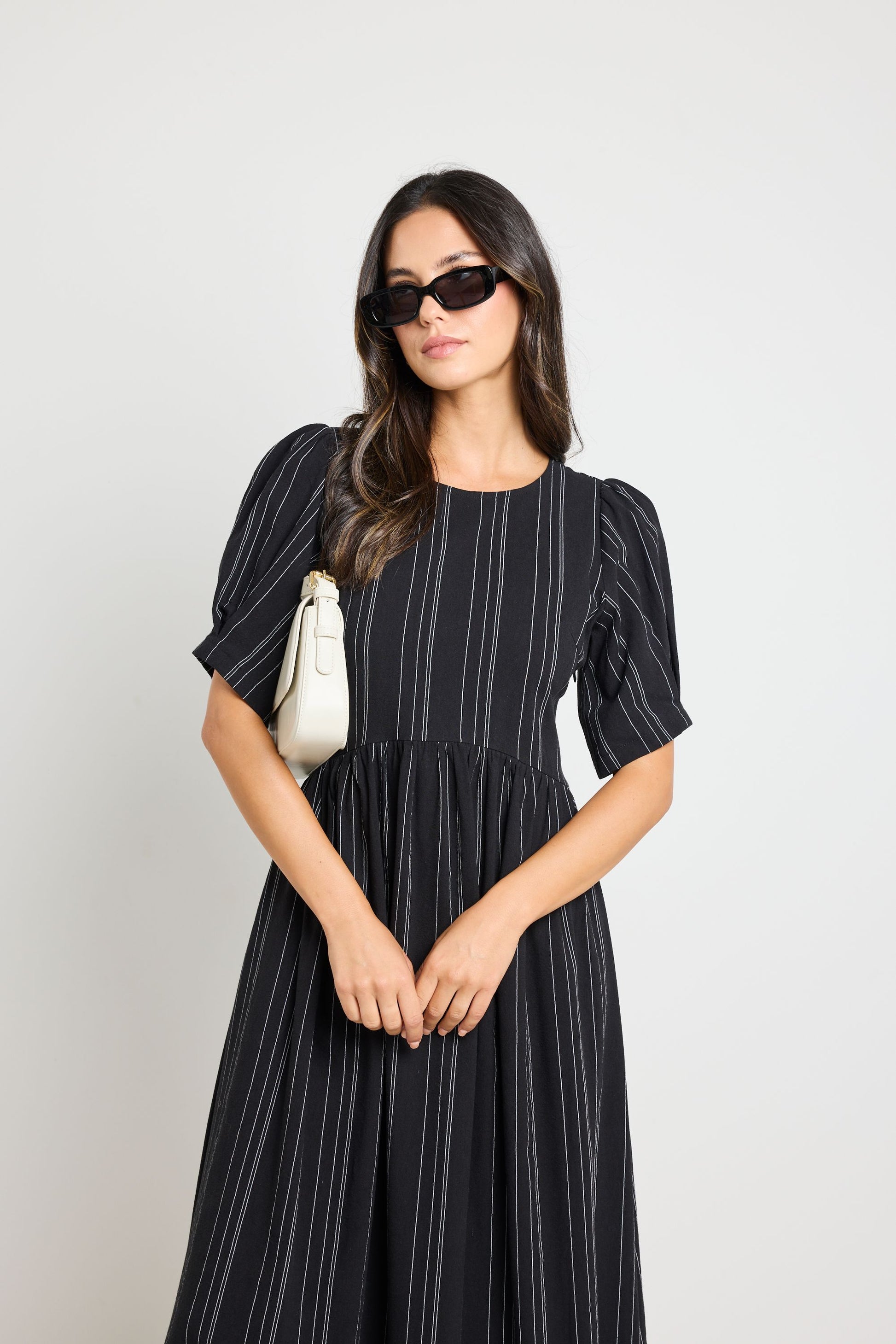 RE:UNION THE LABEL HEMISPHERE BLACK STRIPE SHORT SLEEVE RELAXED MIDI DRESS - THE VOGUE STORE