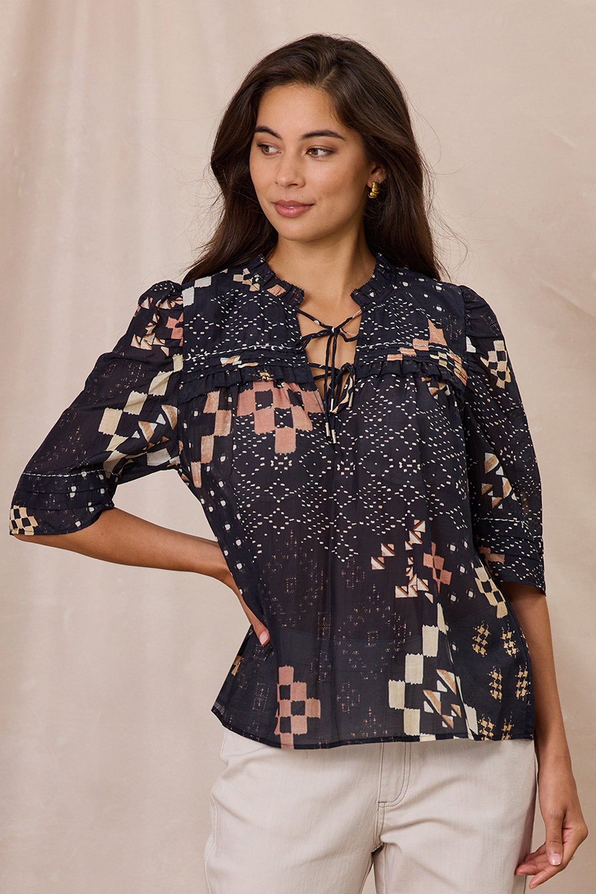 DESIGN NATION STASH TOP - THE VOGUE STORE