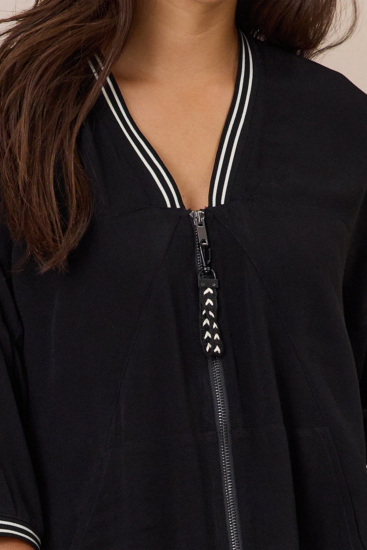 DESIGN NATION ABLE JACKET - BLACK - THE VOGUE STORE