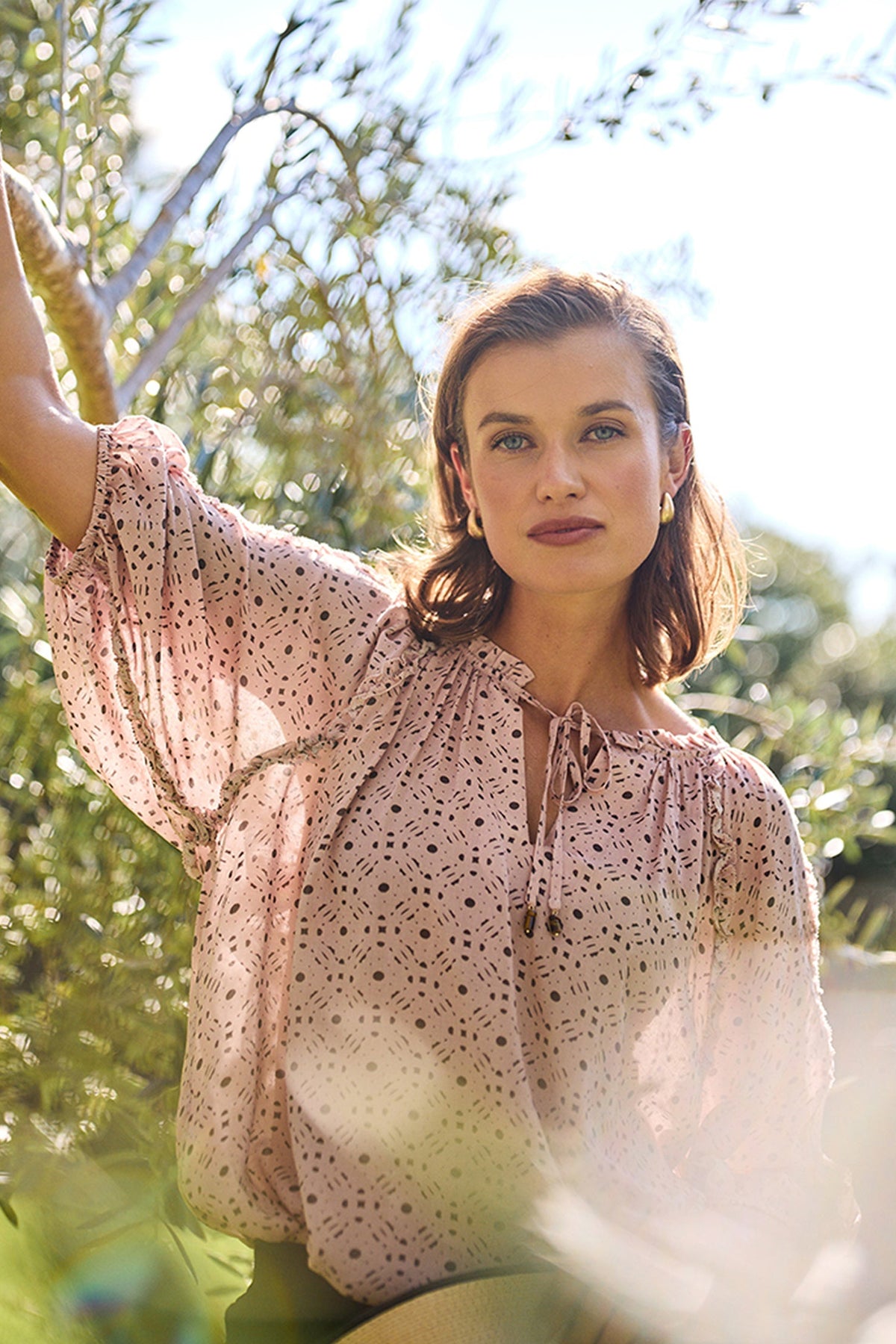 DESIGN NATION SILHOUETTE BLOUSE - THE VOGUE STORE