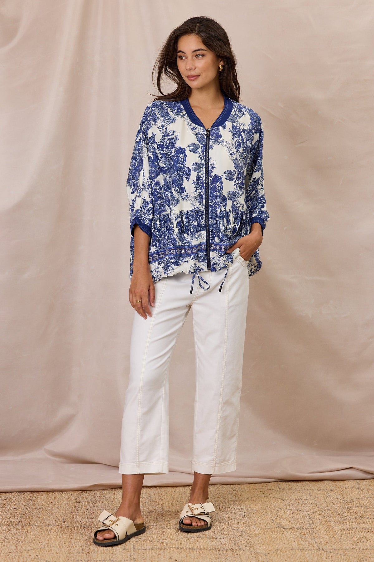 DESIGN NATION VENUS JACKET - THE VOGUE STORE