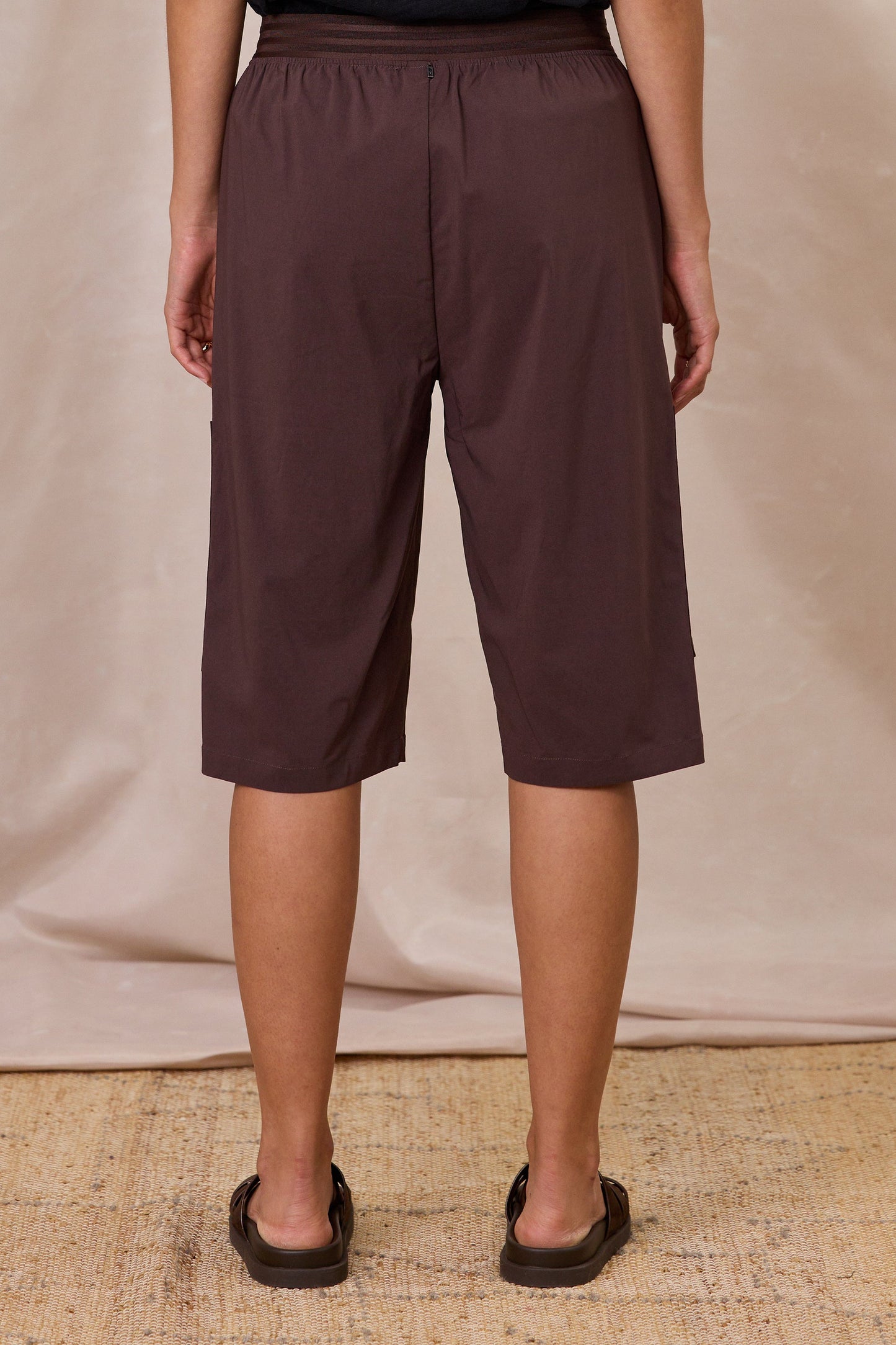 DESIGN NATION ORLEANS SHORT - COCOA - THE VOGUE STORE