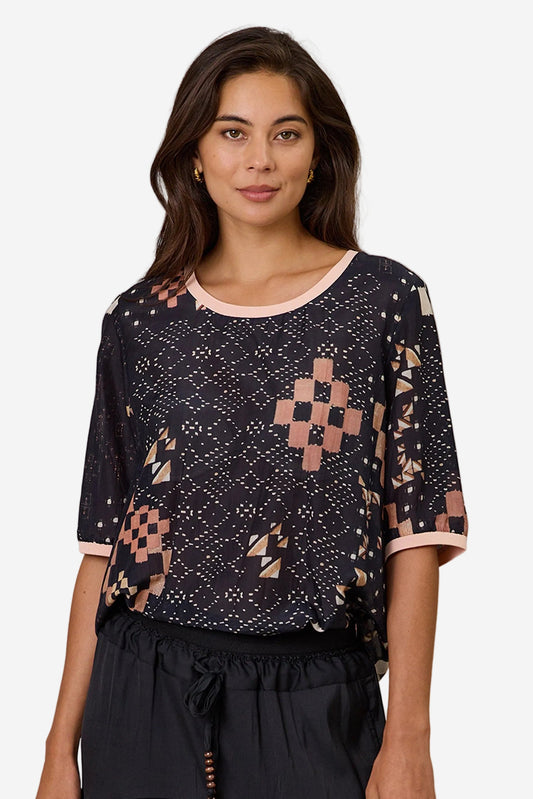 DESIGN NATION STASH WOVEN TEE - THE VOGUE STORE