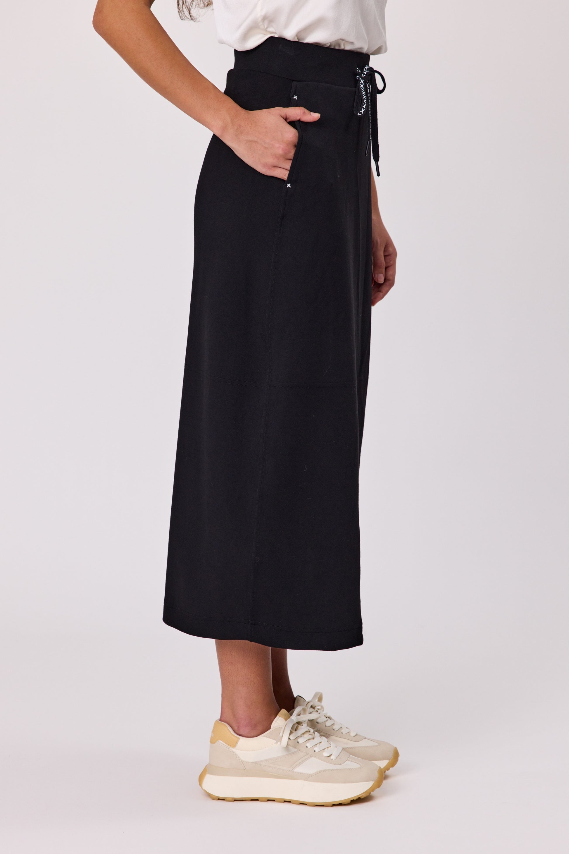 DUO HYDE SKIRT - BLACK - THE VOGUE STORE