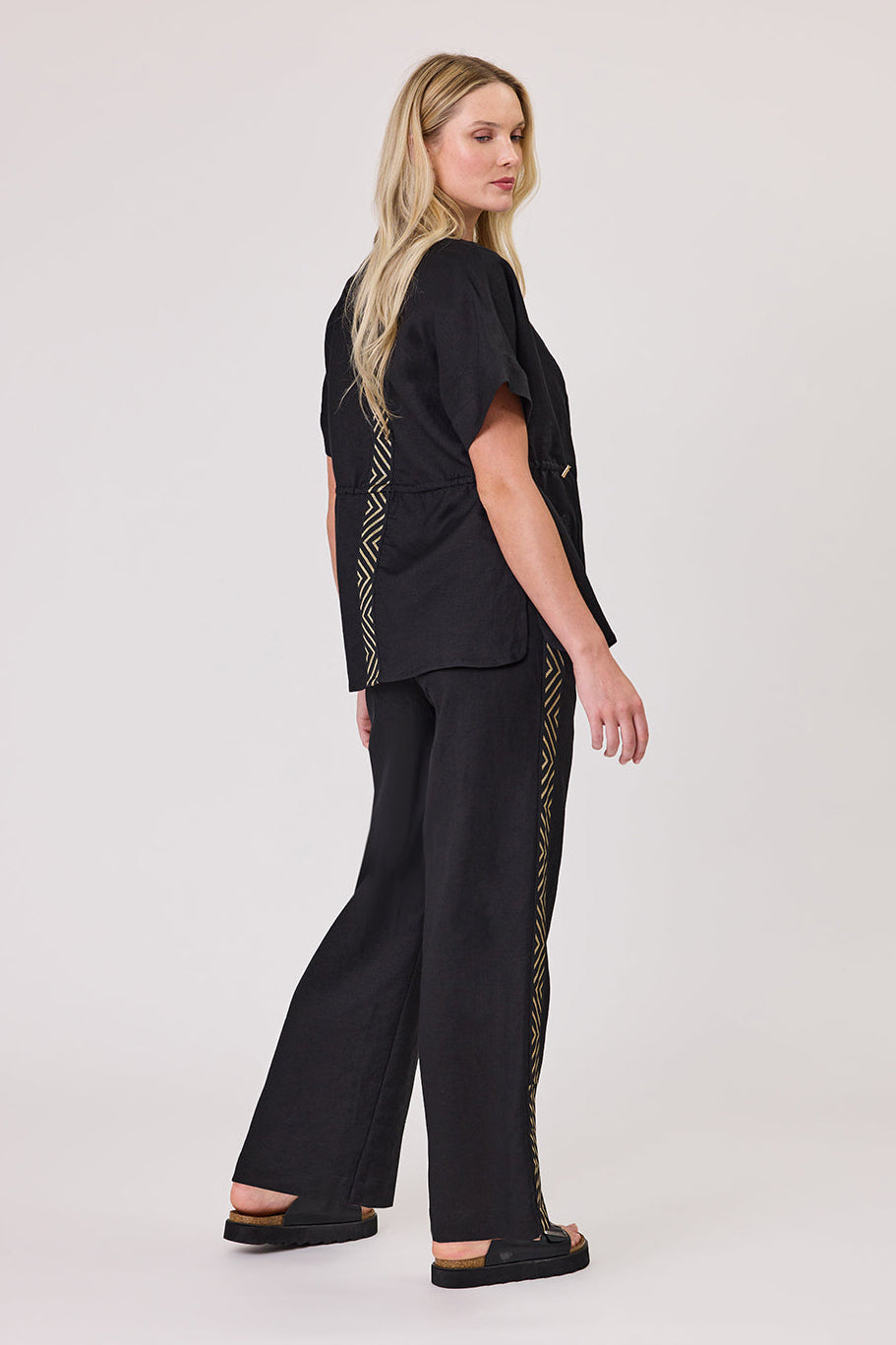 DUO ZENITH SHACKET - BLACK - THE VOGUE STORE