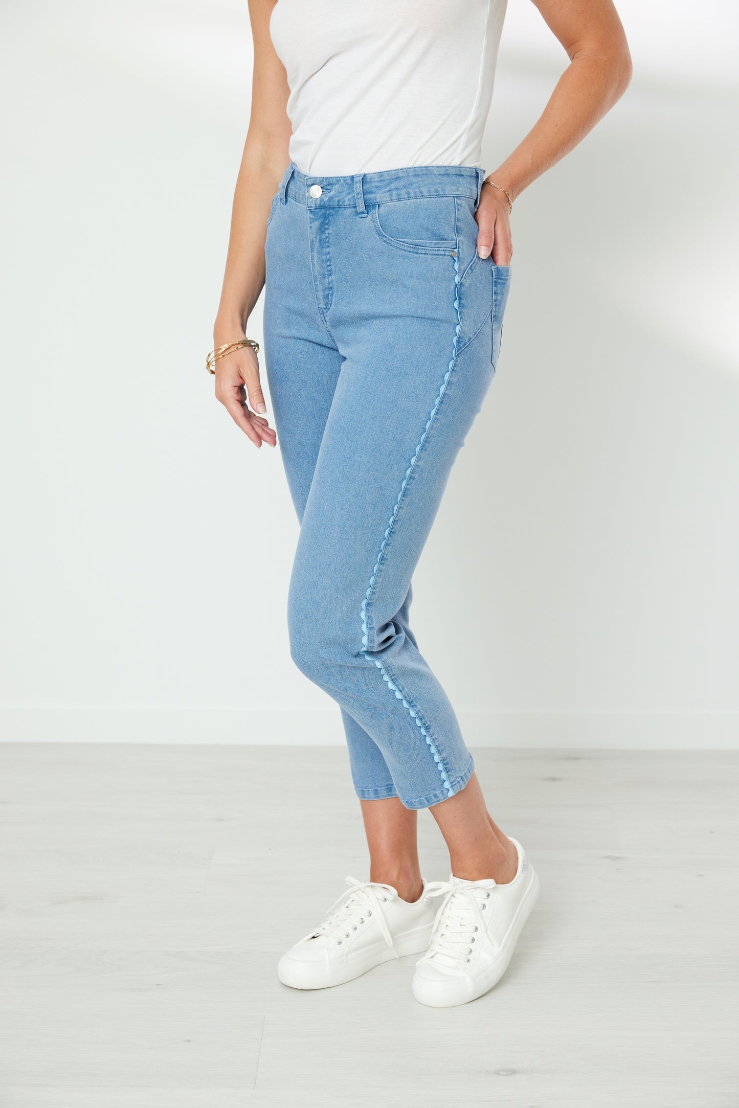 NEWPORT ROVER JEAN - LIGHT BLUE - THE VOGUE STORE