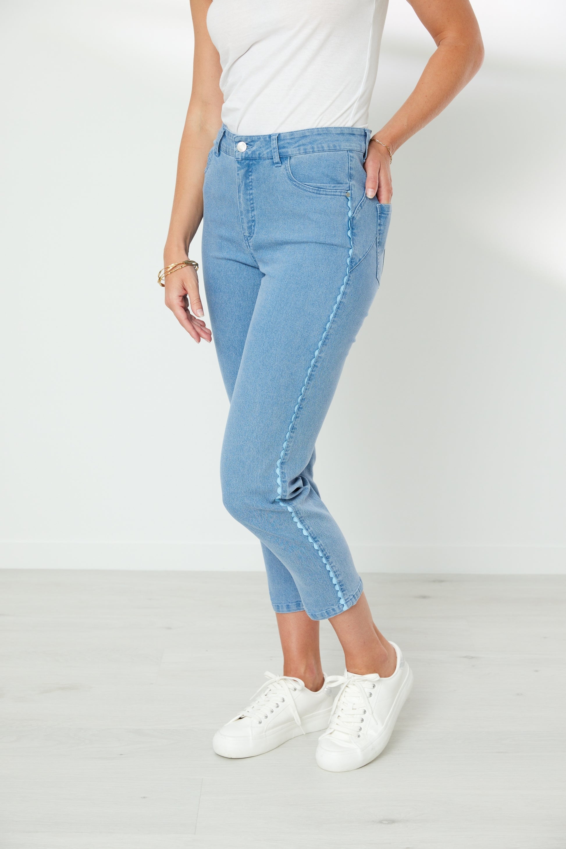NEWPORT ROVER JEAN - LIGHT BLUE - THE VOGUE STORE