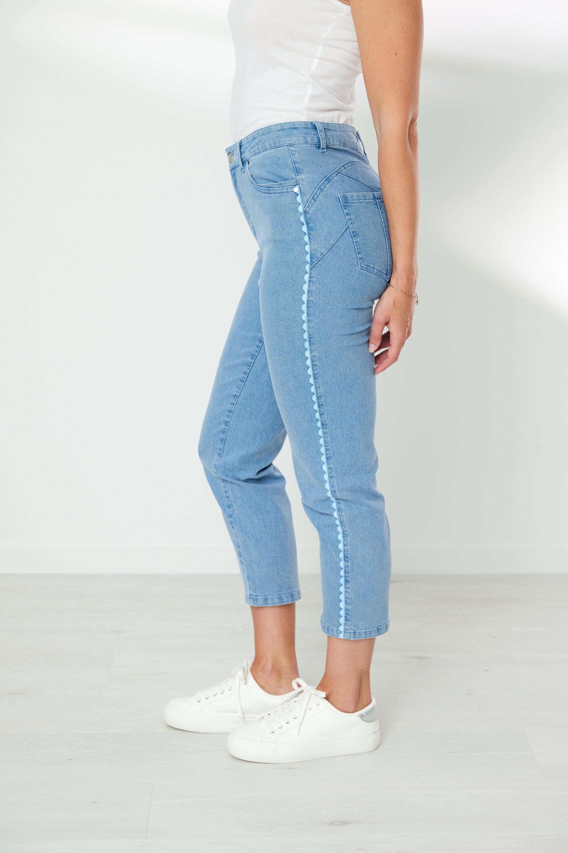 NEWPORT ROVER JEAN - LIGHT BLUE - THE VOGUE STORE