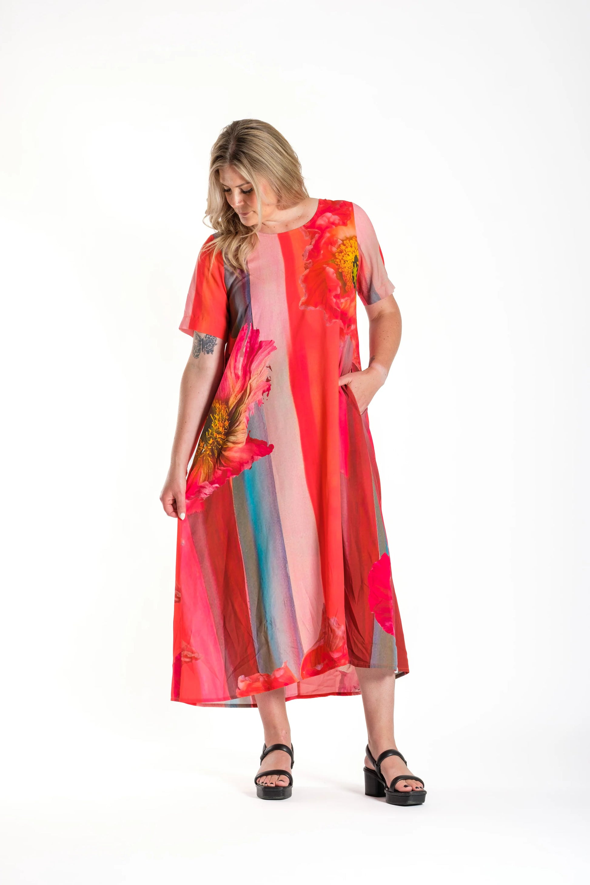 DEEANNE HOBBS MENAKA DRESS - VIBRANT POPPIES - THE VOGUE STORE
