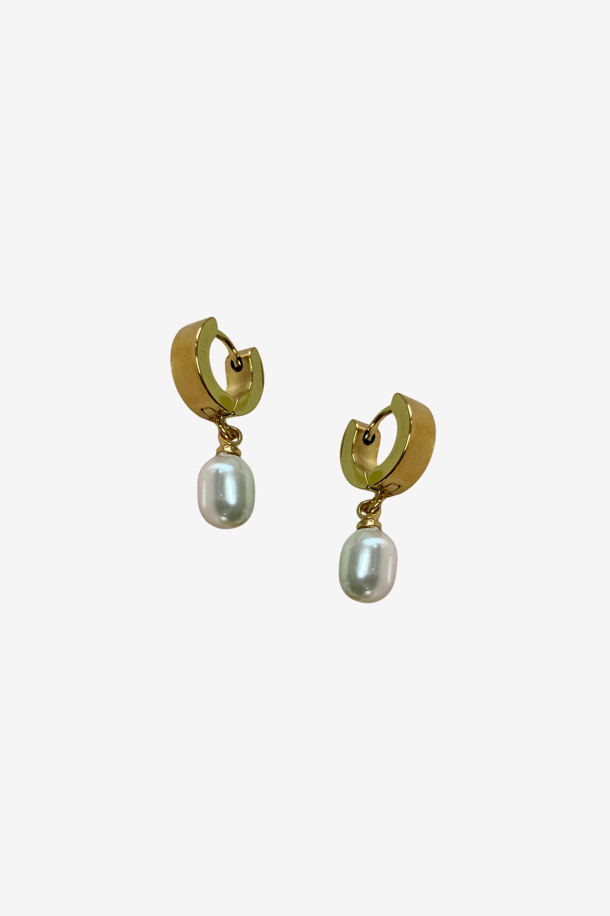 PENNY FOGGO SHELL PEARL HUGGIES - GOLD - THE VOGUE STORE