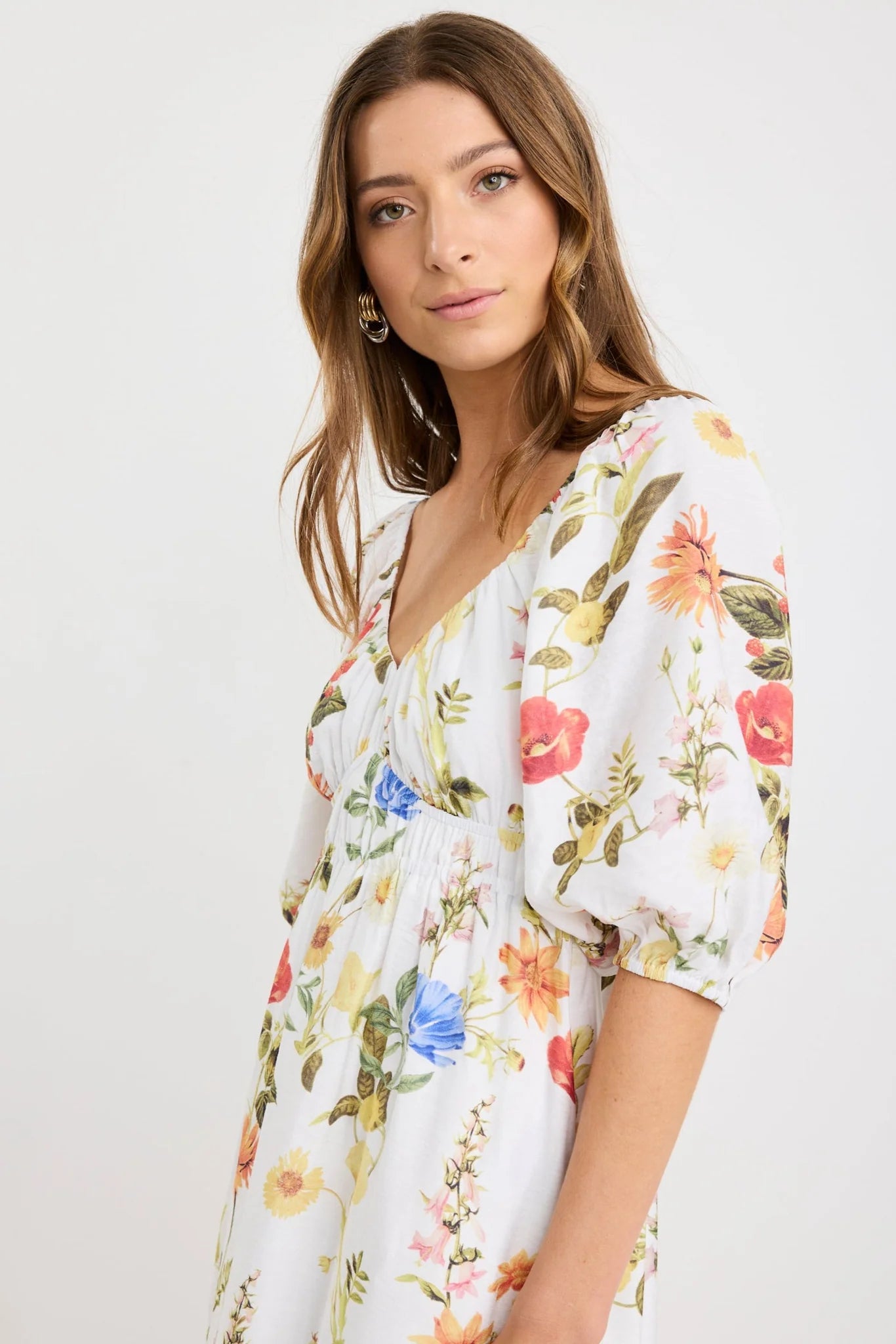 IVY + JACK POSY CREAM GARDEN PRINT SWEETHEART PUFF SLEEVE MIDI DRESS - THE VOGUE STORE