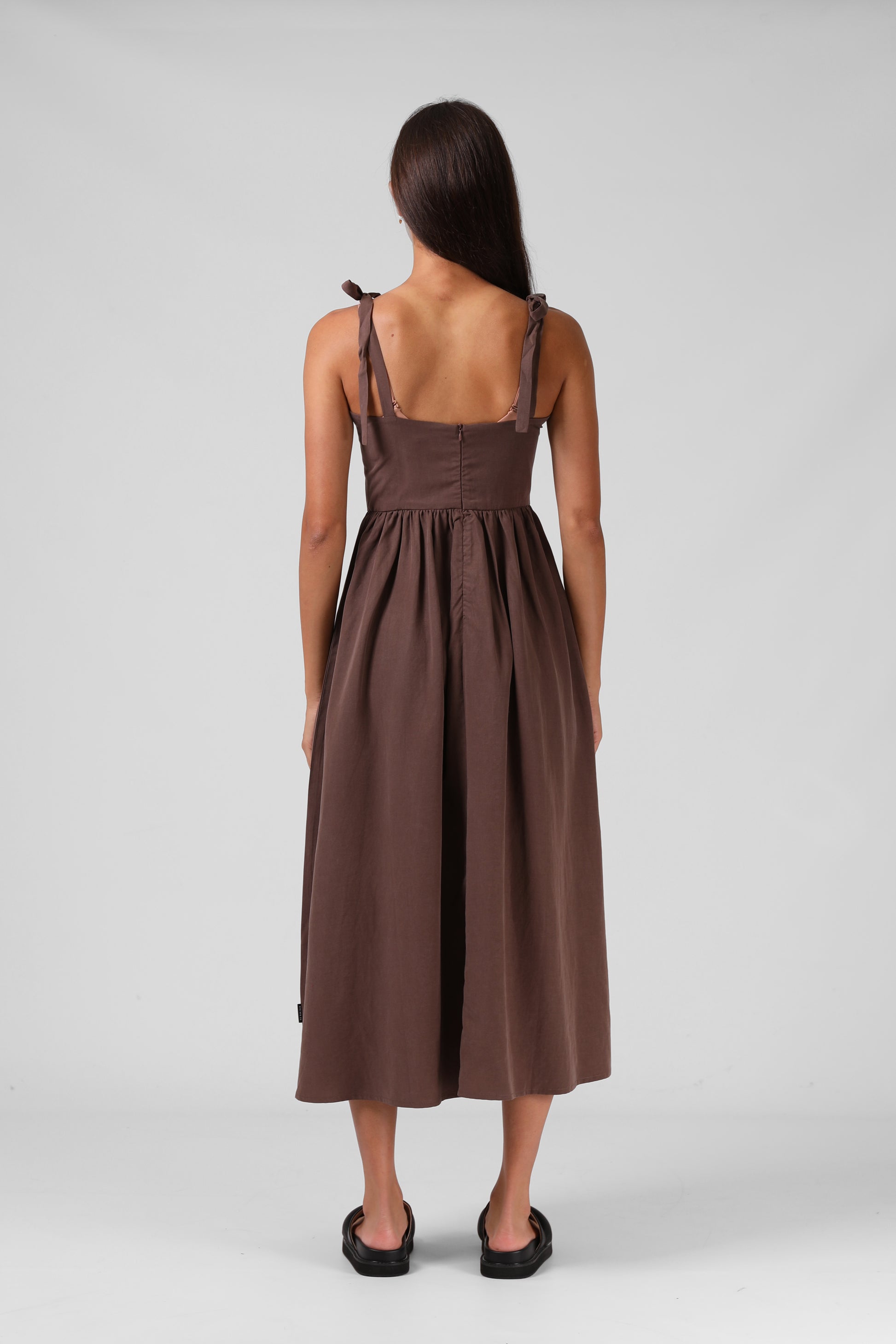 RPM SOFIA MIDI DRESS - CHOCOLATE - THE VOGUE STORE