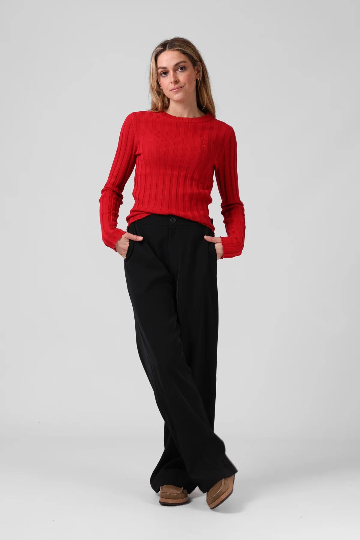 RPM KNITTED L/S - RED - THE VOGUE STORE