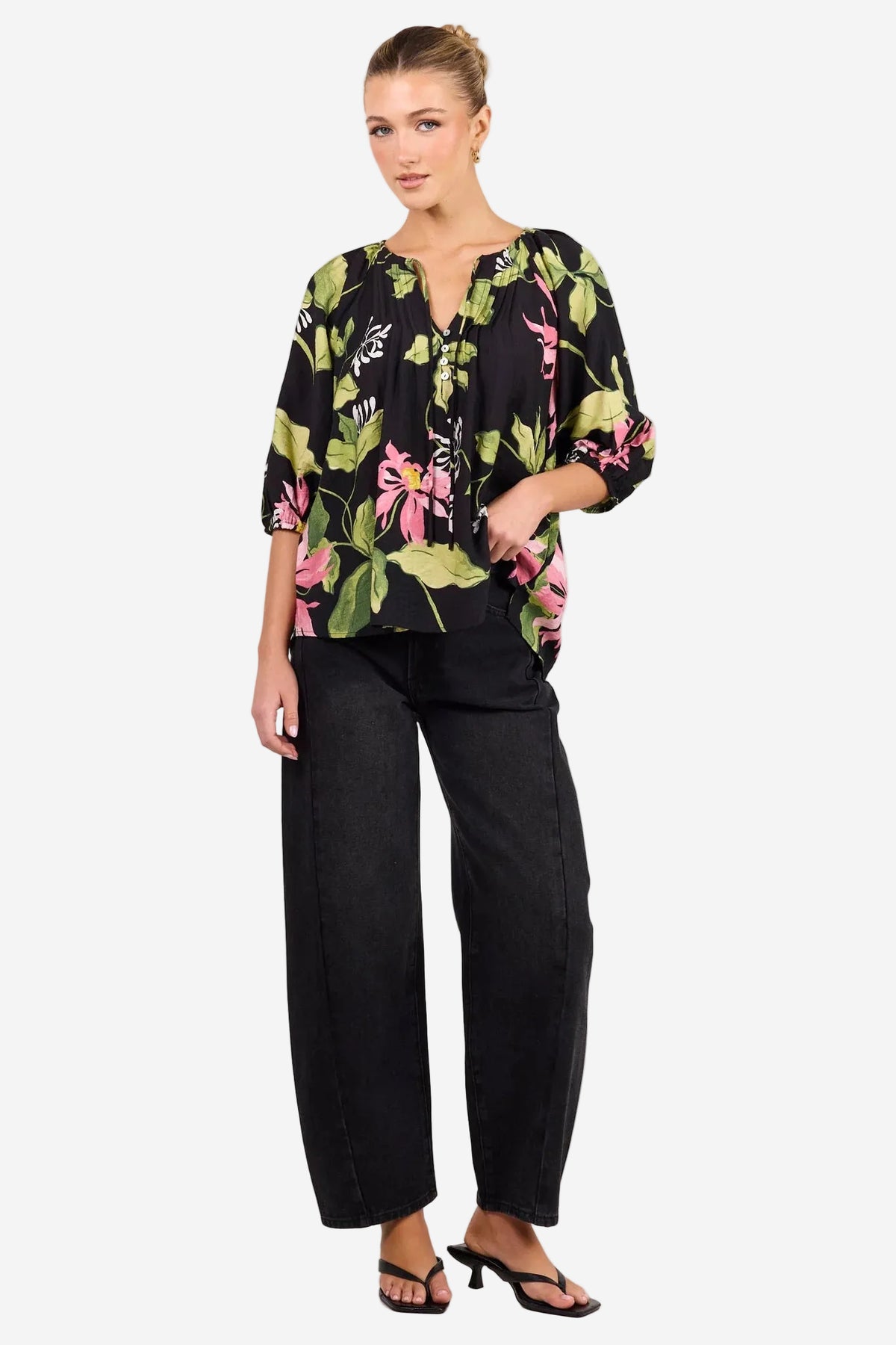 AMONG THE BRAVE REFINE BLACK BLUSH FLORAL TOP - THE VOGUE STORE