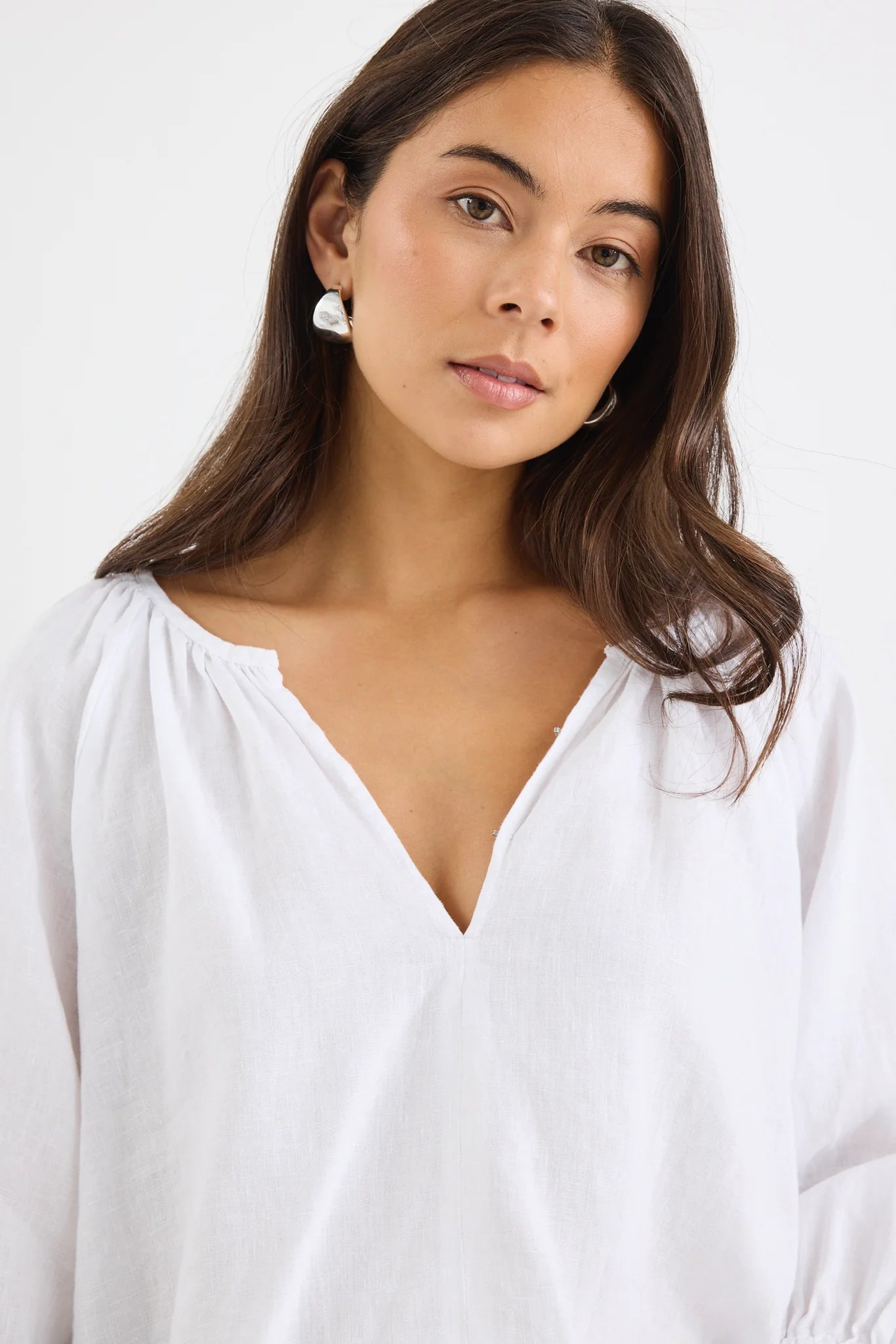 RE:UNION REVOLUTIONARY WHITE LINEN RELAXED LS TOP - THE VOGUE STORE