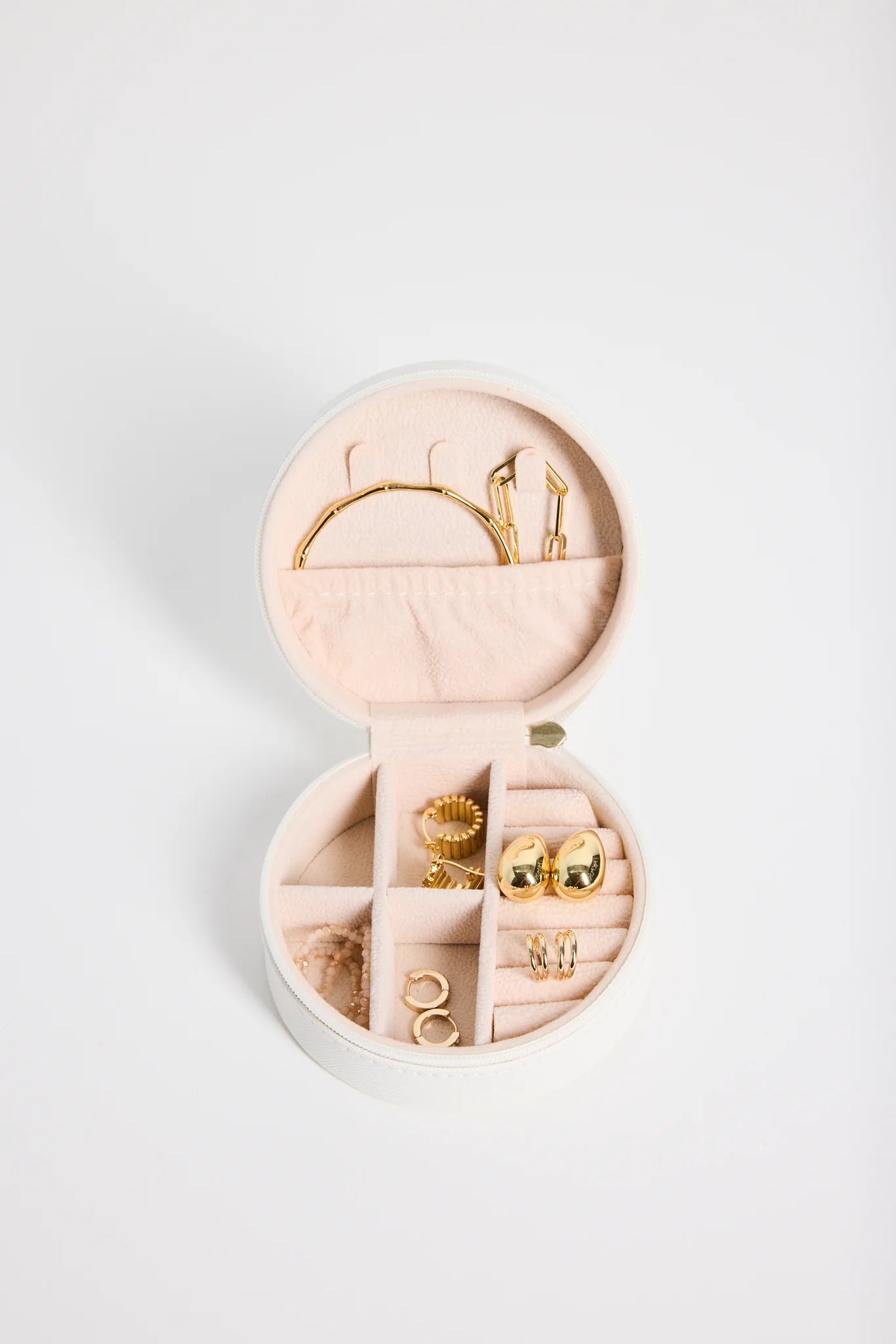 HUMBLE + HEART ROUND WHITE JEWELLERY TRAVEL CASE - THE VOGUE STORE