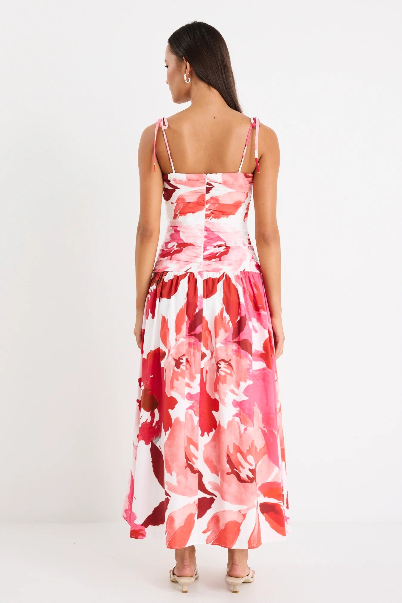 AMONG THE BRAVE ROYALTY WHITE POPPY FLORAL STRETCH COTTON PLEATED MAXI DRESS - THE VOGUE STORE