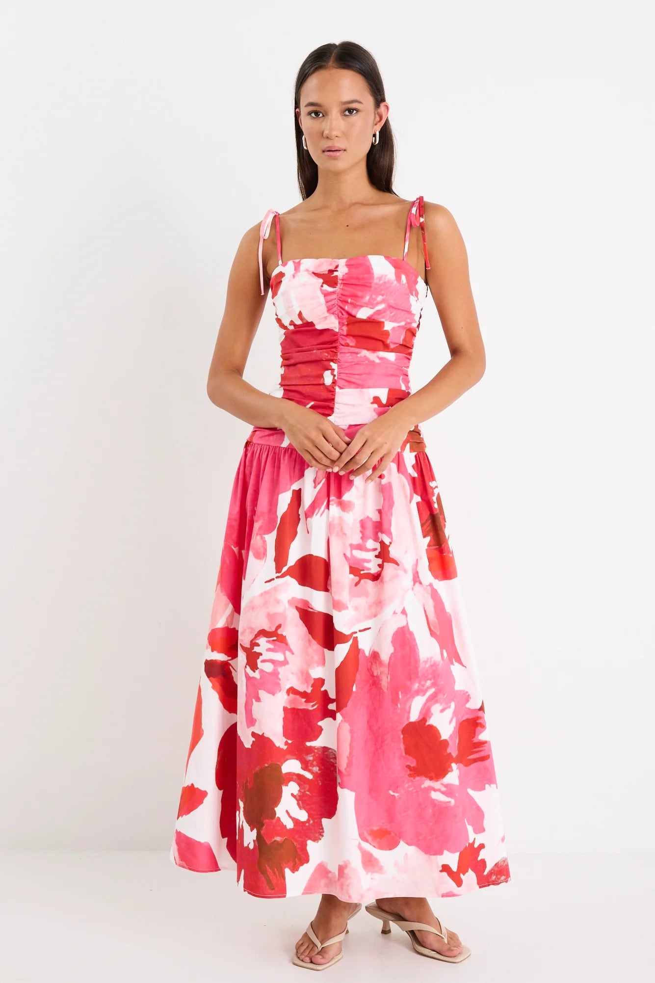 AMONG THE BRAVE ROYALTY WHITE POPPY FLORAL STRETCH COTTON PLEATED MAXI DRESS - THE VOGUE STORE