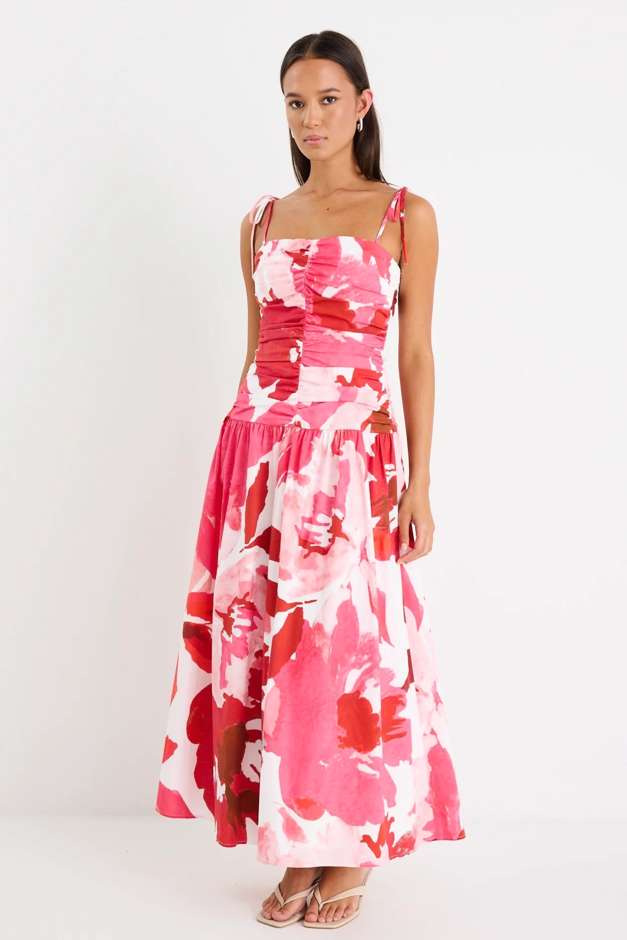 AMONG THE BRAVE ROYALTY WHITE POPPY FLORAL STRETCH COTTON PLEATED MAXI DRESS - THE VOGUE STORE
